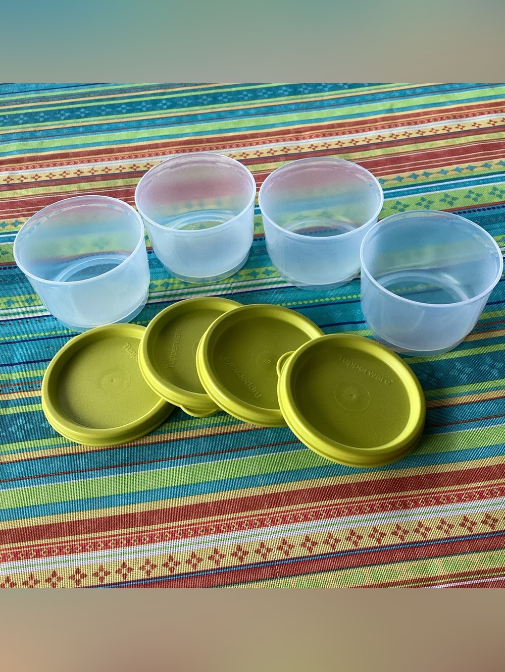 Tupperware Super Snack Set of 10 - 2 sizes in green and orange - Picture 3 of 5